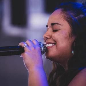 Meet your Posher, Zee